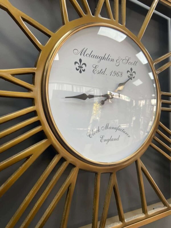 50x50cm METAL KARE ESKİTME GOLD DEKORATİF DUVAR SAATİ - ART1139