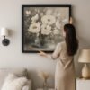 85x85cm Siyah Çerçeveli Dokulu Soyut Vazoda Beyaz Çiçekler Dekoratif Tablo - ART1217