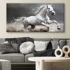 Beyaz Dekoratif At Kanvas Tablo - VOOV3014