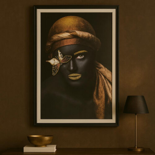62x82cm Siyah Çerçeveli Sim İşlemeli Dekoratif Kadın Kanvas Tablo - ART1997